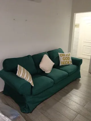 Sofá de 3 cuerpos verde