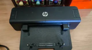 Portátil HP G1 640 Plateado + docking + cargador