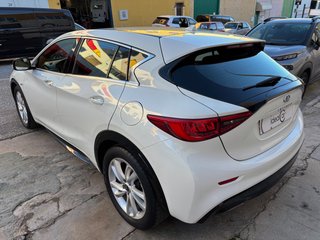Infiniti Q30 2017