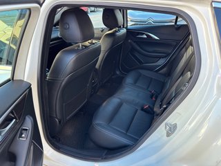 Infiniti Q30 2017