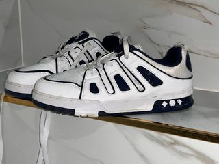 Zapatillas Louis Vuitton Blancas y Azules