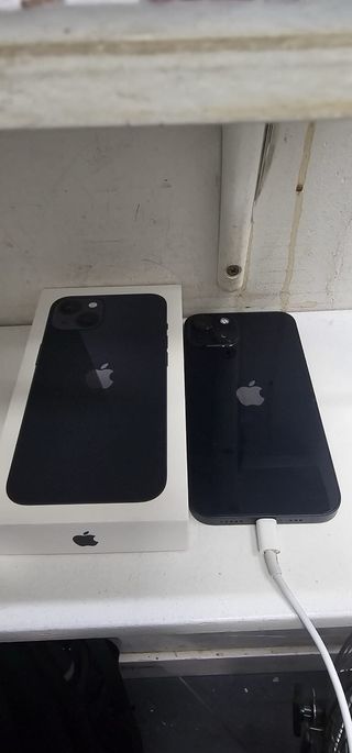 iPhone 13 Negro   128g Batería 89 Con caja y cable