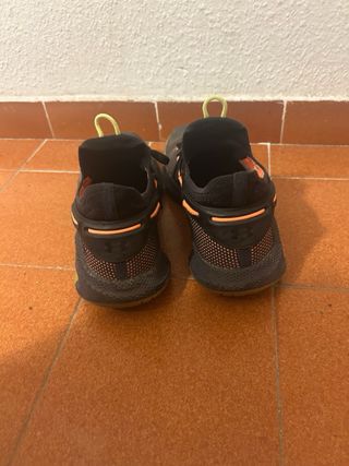 Under Armour Curry 6 Negro Naranja