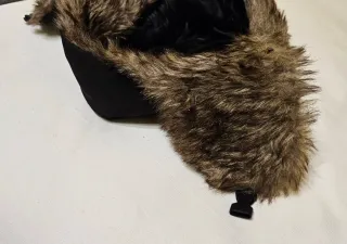 Gorro de invierno con orejeras