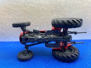 TRACTOR DE MINIATURA MASSEY FERGUSON 35X 1:43