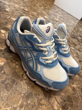 Deportivas Asics Gel Azul y Blanco