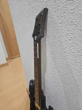 2 Guitarras Guitar Hero + Juego PS4