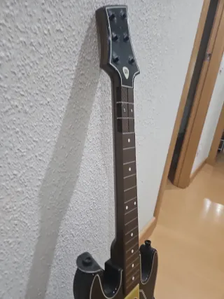 2 Guitarras Guitar Hero + Juego PS4