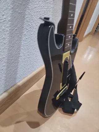 2 Guitarras Guitar Hero + Juego PS4