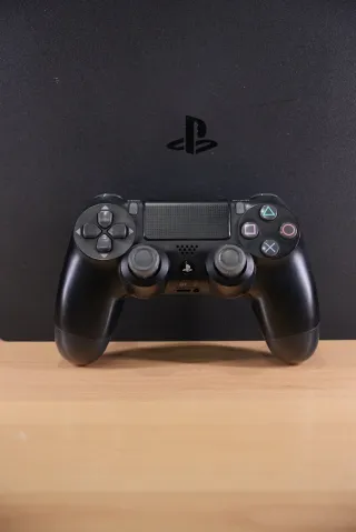 Pack PS4 Slim 1TB + Mando + PSVR