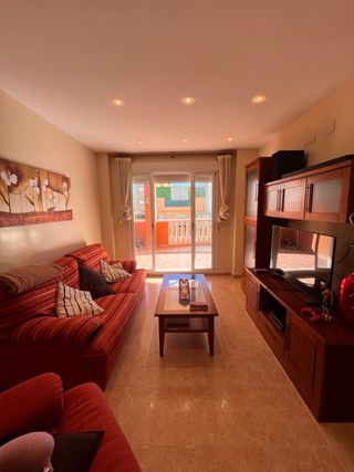 Alquiler habitacion doble con amplio balcon