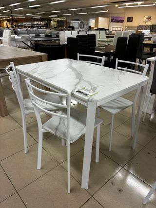 Mesa y 4 sillas cocina/comedor mármol