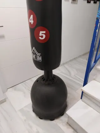 Saco de boxeo de pie