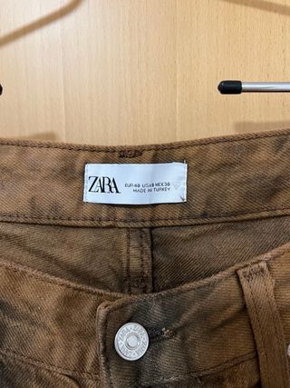 Pantalón tejano Zara