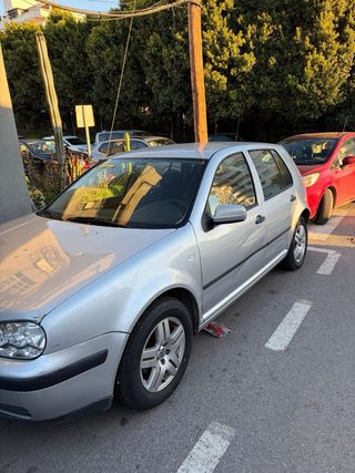 Volkswagen Golf 2002