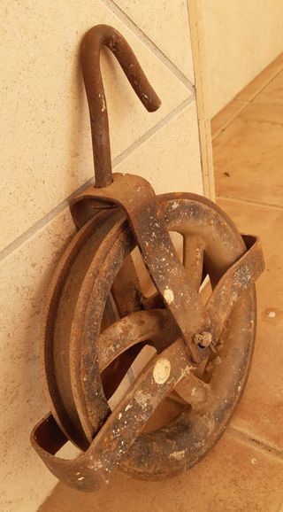 Polea Carrucha antigua vintage.
