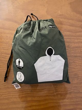 Capa de agua Quechua Talla S-XL