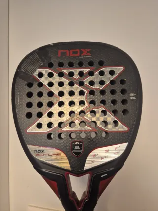 Pala de pádel Nox Future Attack