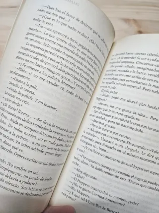 GENTE MUERTA /PUZZLE-UDL