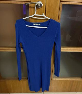 Vestido azul de manga larga