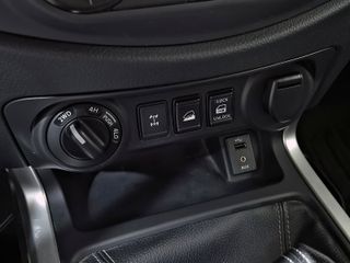 Nissan NP300 Navara 2021