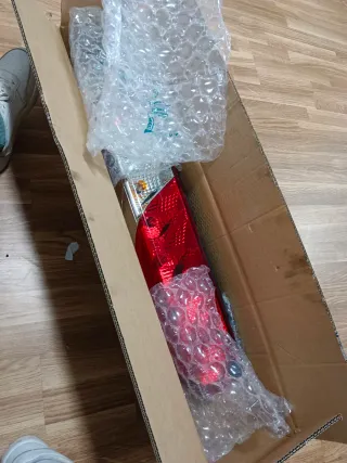 Faro derecho Iveco 2015-2025