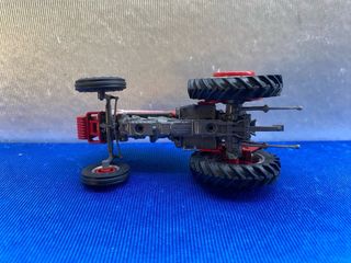 TRACTOR DE MINIATURA MASSEY FERGUSON MF188 1:43