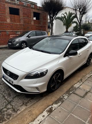 Volvo V40 D4 Edicion Carbono
