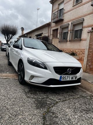 Volvo V40 D4 Edicion Carbono