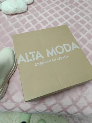 Botines beige mujer
