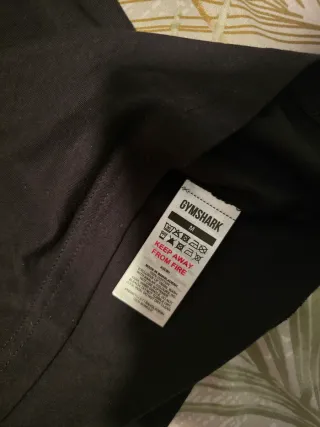 Camiseta Gymshark Talla M Negra Overside