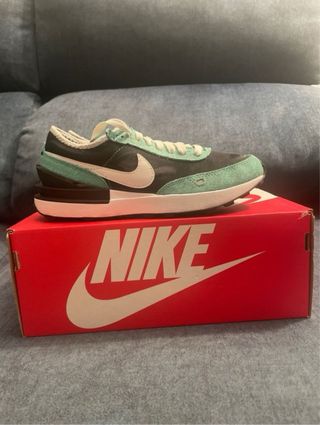 Nike Waffle One Zapatillas Negras y Verdes