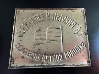 Chapa antigua La Previsión Española Seguros