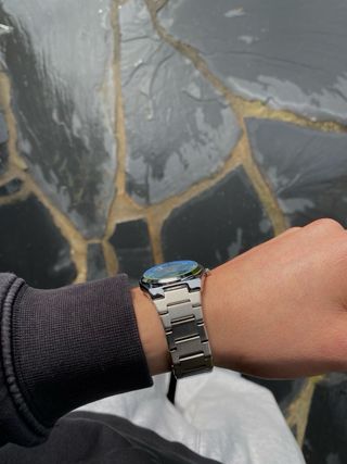 Reloj Bimbond plateado con esfera azul - nuevo