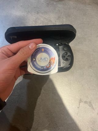 Consola Sony PSP 1004 Street + Juego y Cargador