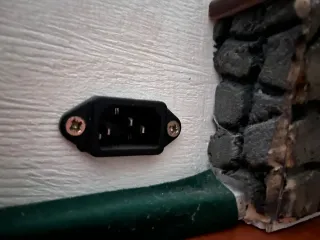 Casita de muñecas de madera grande. Artesanal