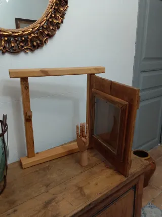 Ventana antigua de madera
