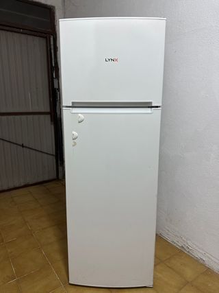 Nevera LYNX blanca