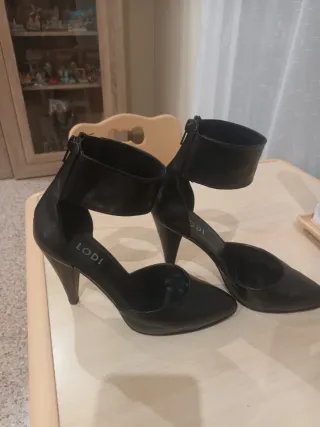 Zapatos de tacón LODI negros elegantes