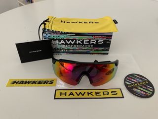 Gafas Deportivas Hawkers Polarizadas Negras Rojas