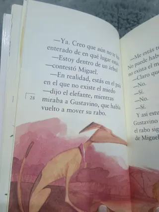 El abrazo del árbol (Sopa De Libros) (Spanish E...