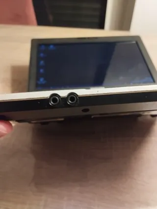 Mini Portátil Toshiba NB100