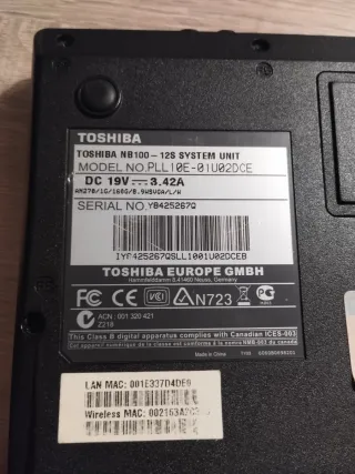 Mini Portátil Toshiba NB100