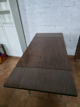 Mesa de comedor extensible italiana de salvarani