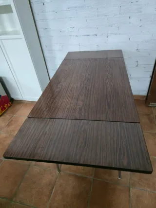 Mesa de comedor extensible italiana de salvarani