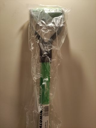 Pala de aluminio nueva