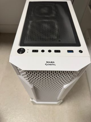 Torre PC Gaming Blanca