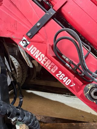 Grúa Forestal Jonsered 2640Z