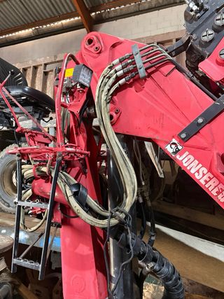 Grúa Forestal Jonsered 2640Z