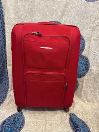 Maleta American Tourister Roja